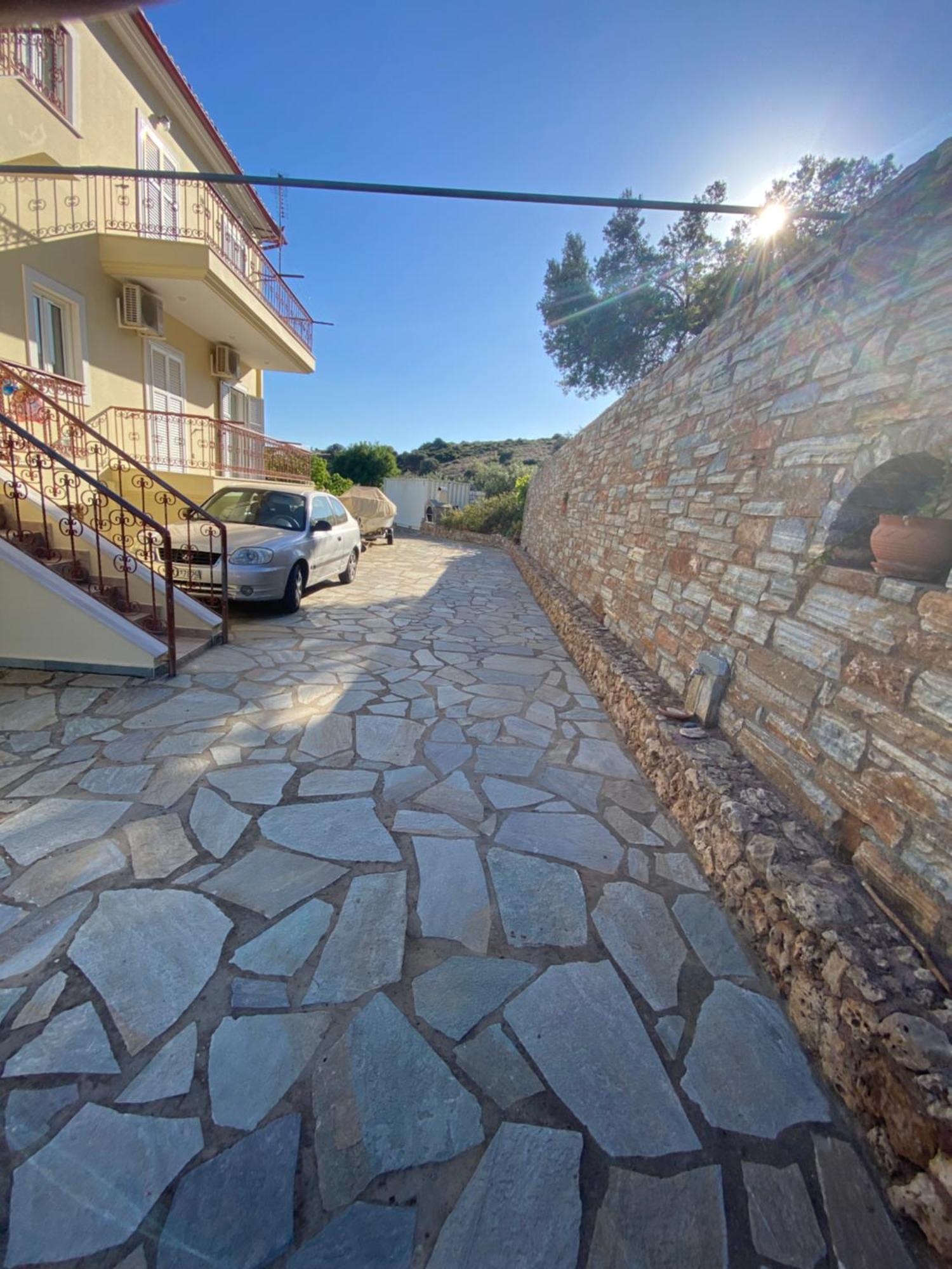 Παραθαλασσιο Σπιτι Στην Εξοχη Villa Tsakei Ngoại thất bức ảnh